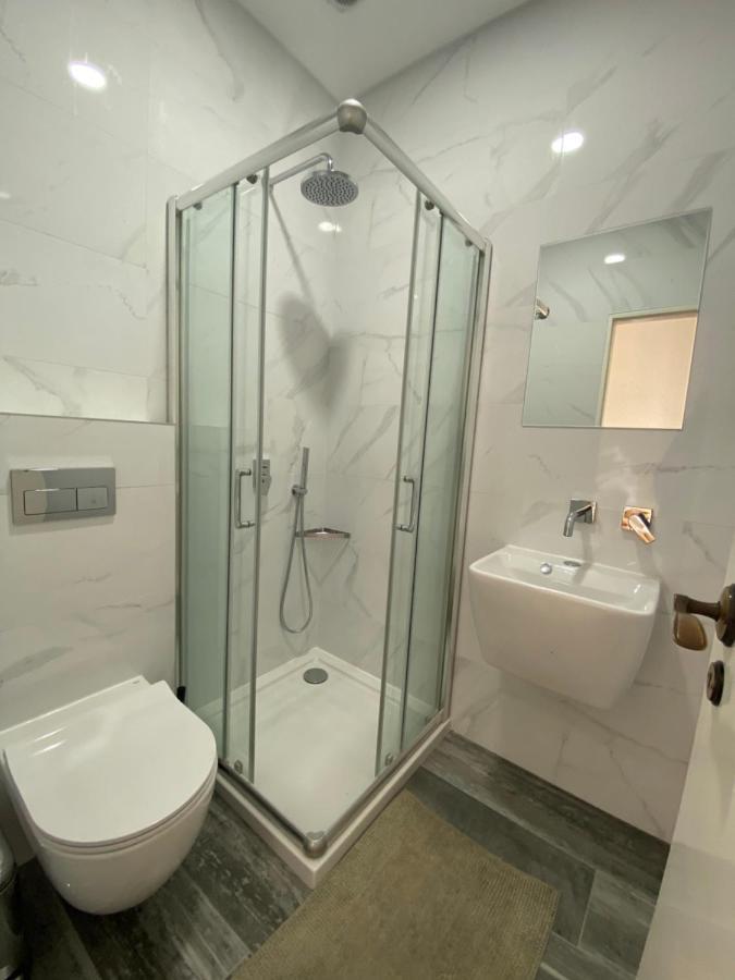Casa Branca Hostel เอริเซรา ภายนอก รูปภาพ