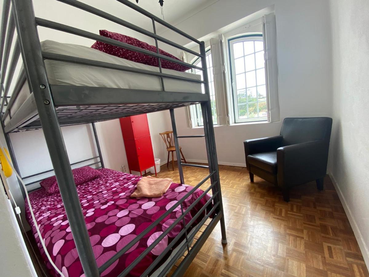 Casa Branca Hostel เอริเซรา ภายนอก รูปภาพ